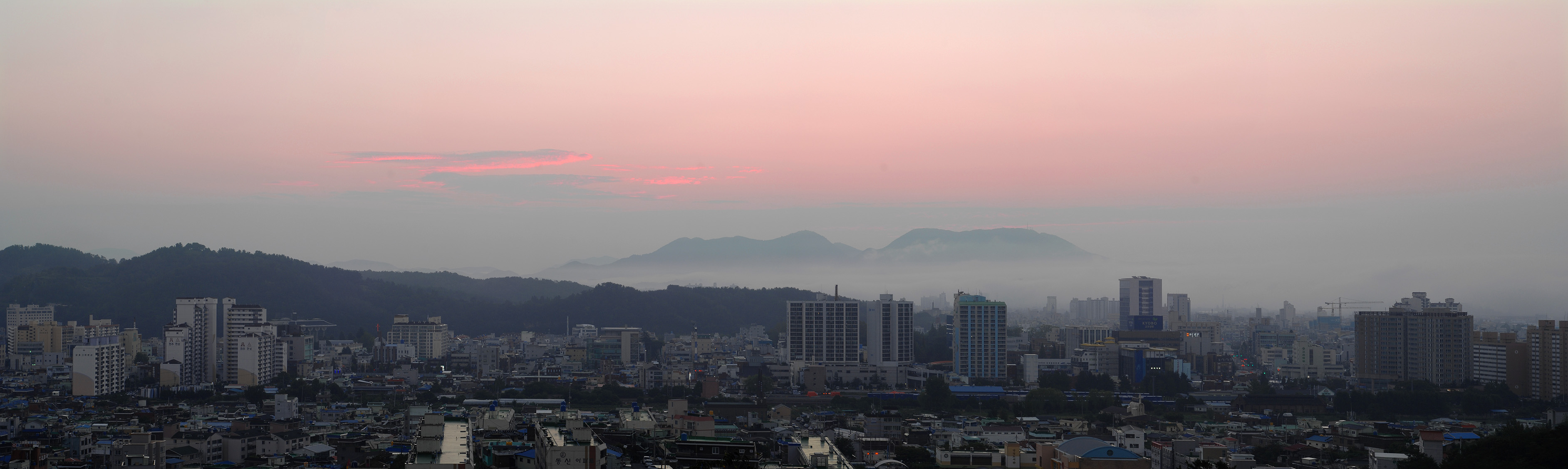 W-120901_Panorama5.jpg