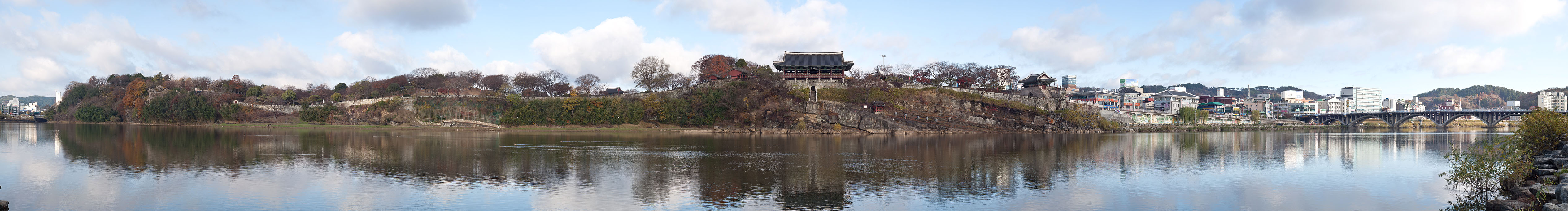 W-Untitled_Panorama1.jpg